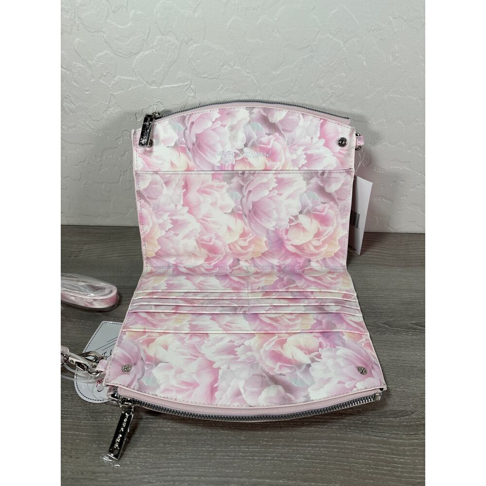 New! BETSEY JOHNSON Quinn Bifold Floral Convertible Crossbody / Wristlet Floral - Picture 7 of 8